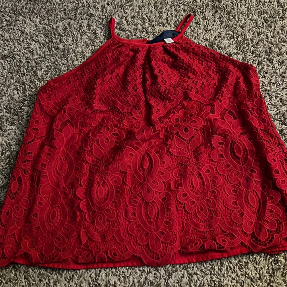 Red lace tank